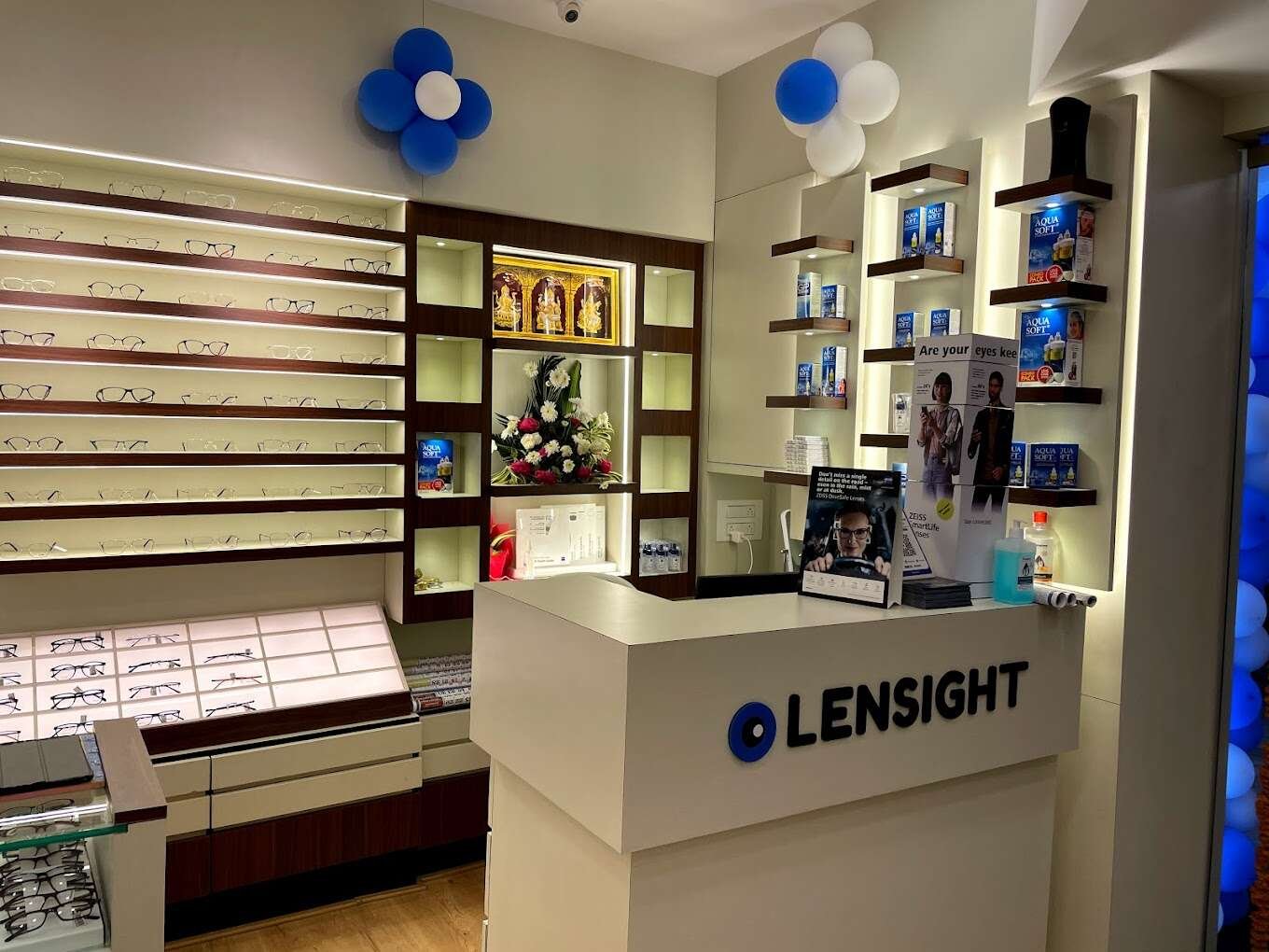 Lensight
